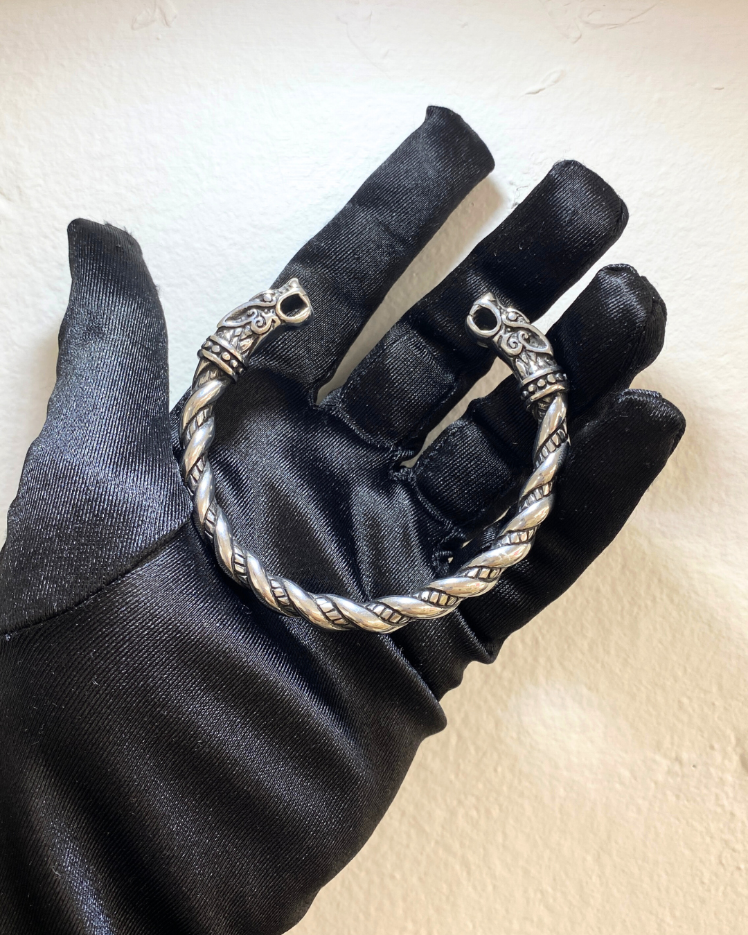Dragón Brazalete
