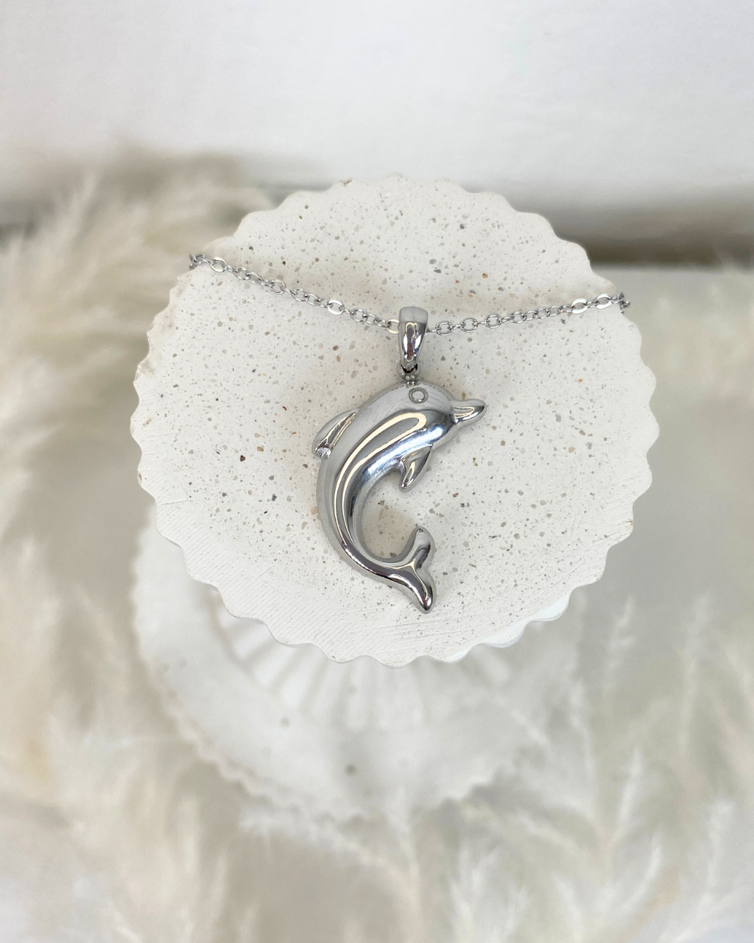 Dolphin Collar