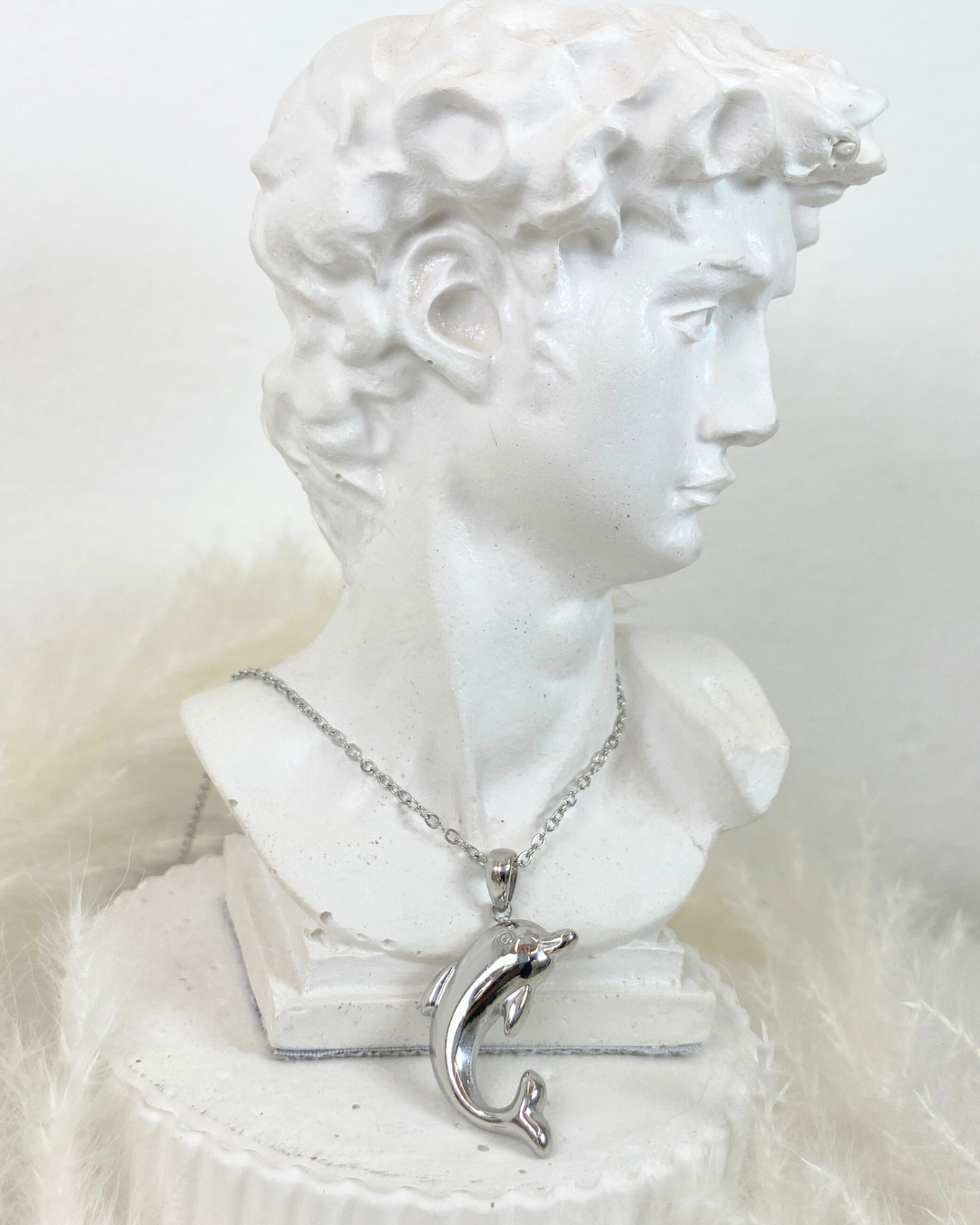 Dolphin Collar