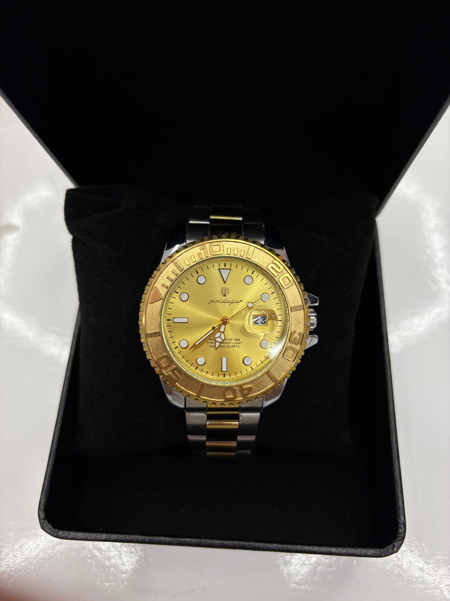Poedagar Alpha Reloj
