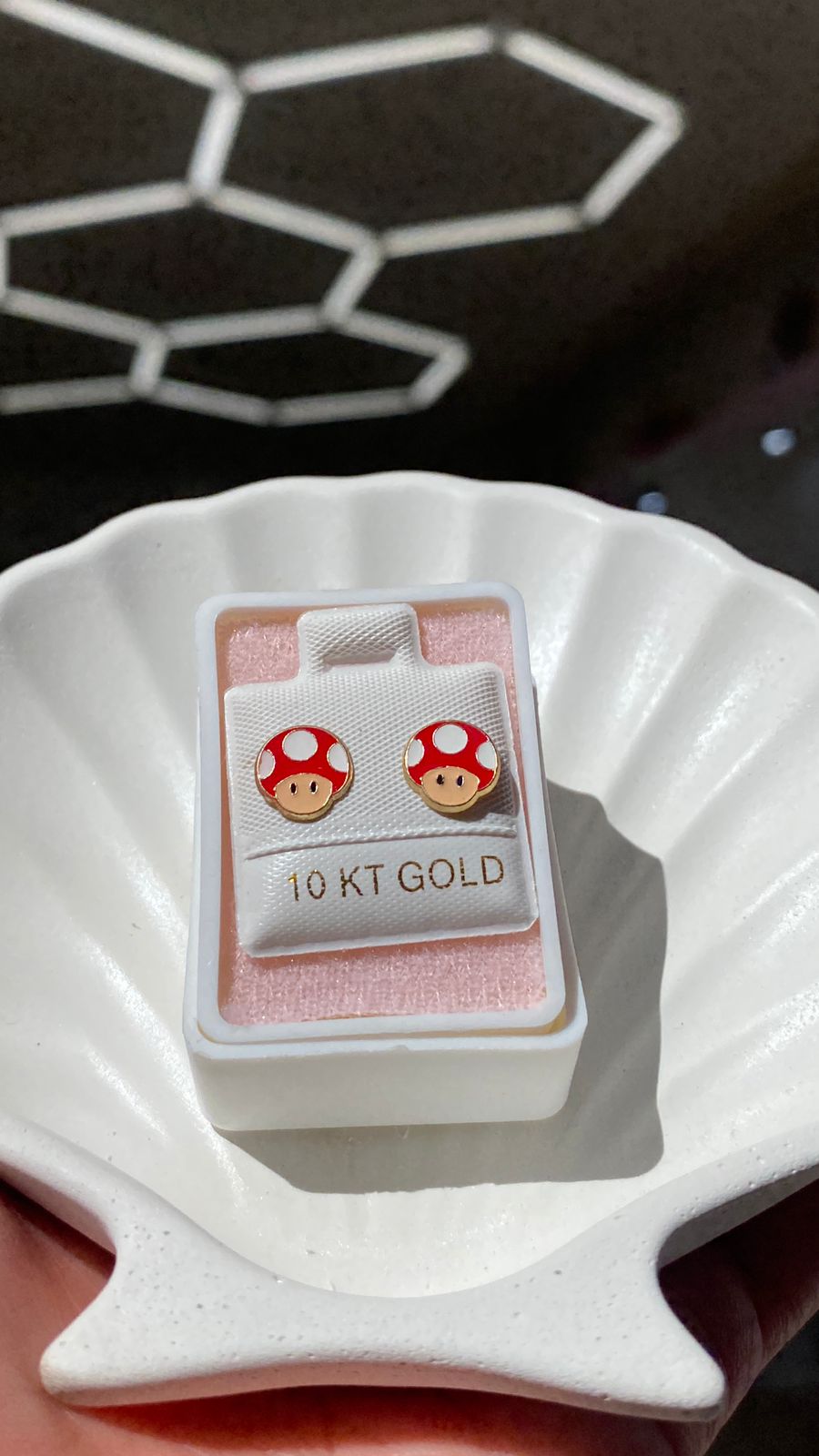 Broquel Fungus Oro 10k